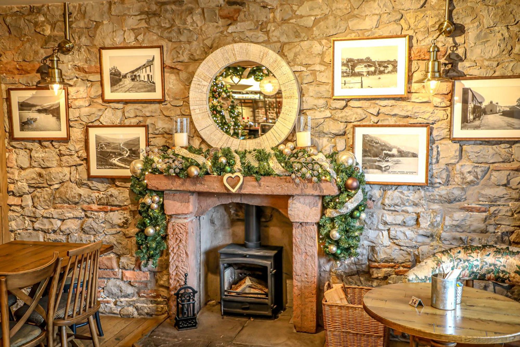 The Pooley Bridge Inn エクステリア 写真