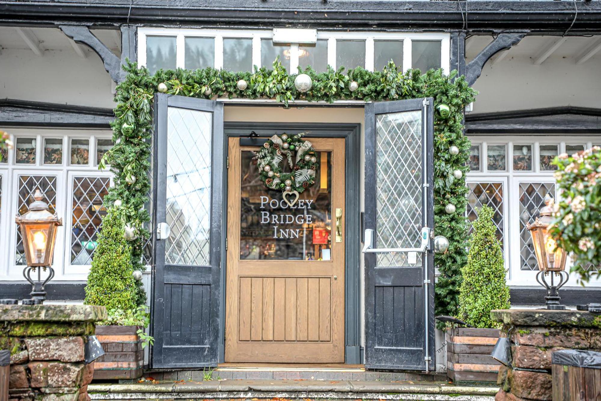 The Pooley Bridge Inn エクステリア 写真