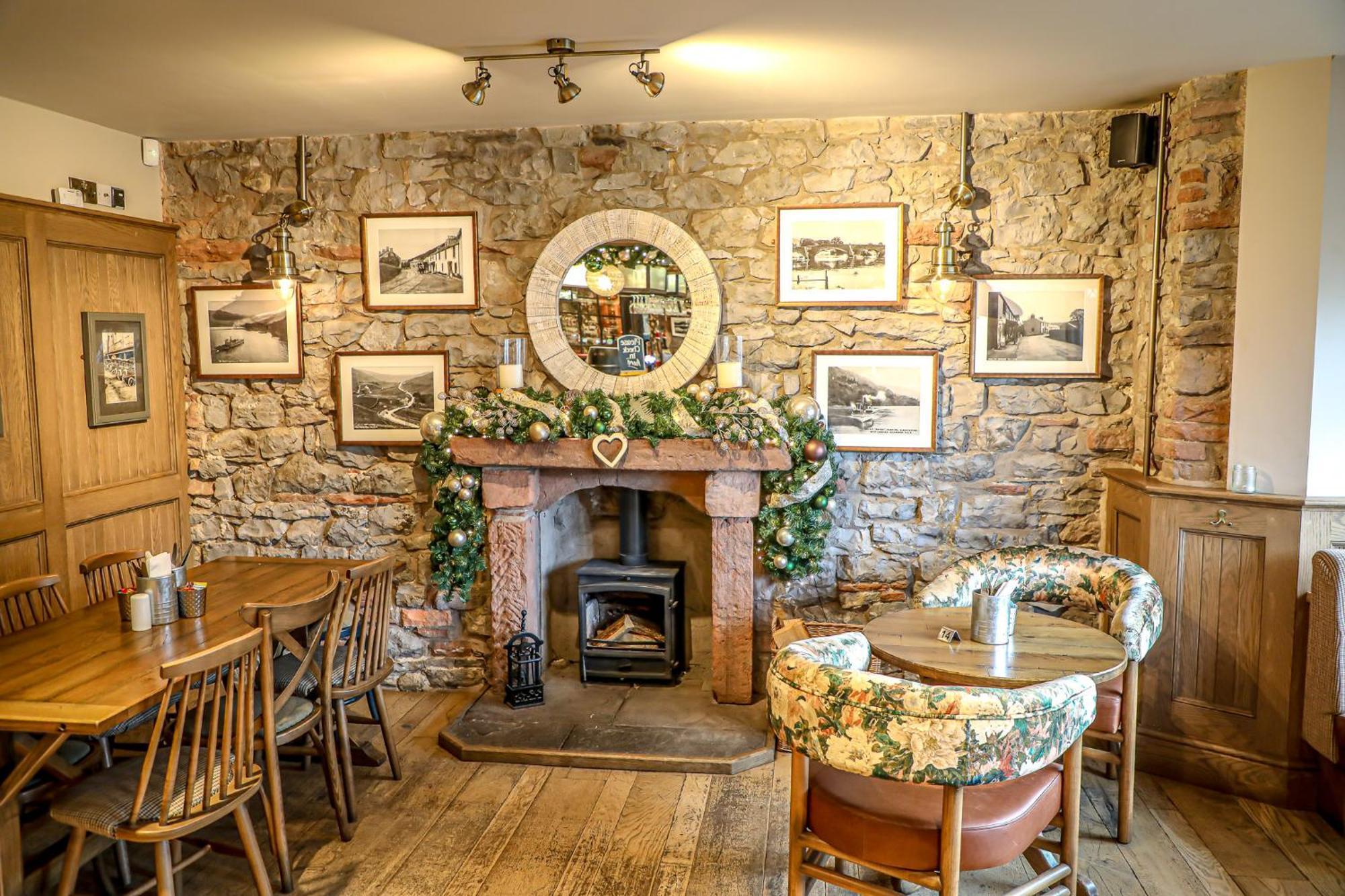 The Pooley Bridge Inn エクステリア 写真