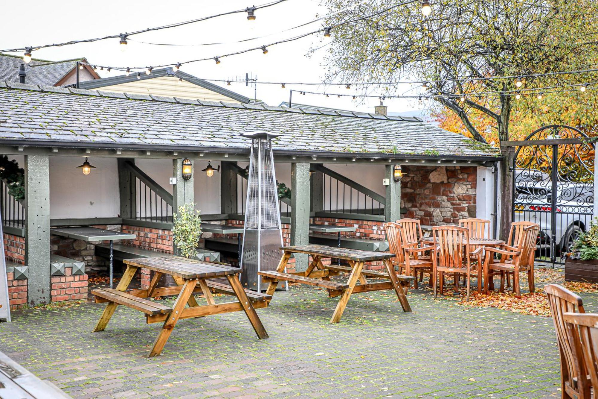 The Pooley Bridge Inn エクステリア 写真